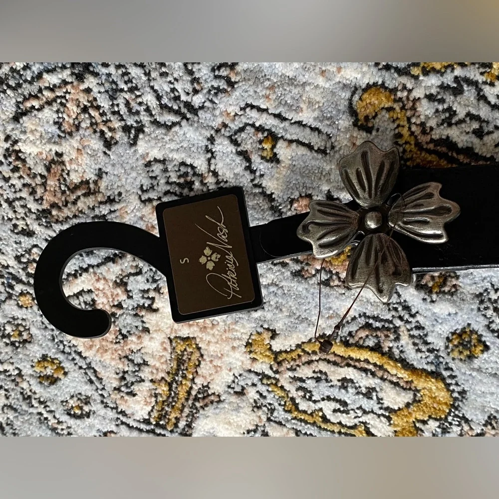 Patricia Nash leather belt - Picture 2 of 10